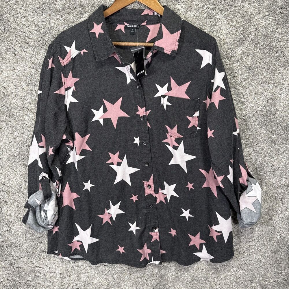 NWT Torrid Star Button Down Shirt Collared Rolled Sleeves Size 1 (1X) Grey Pink